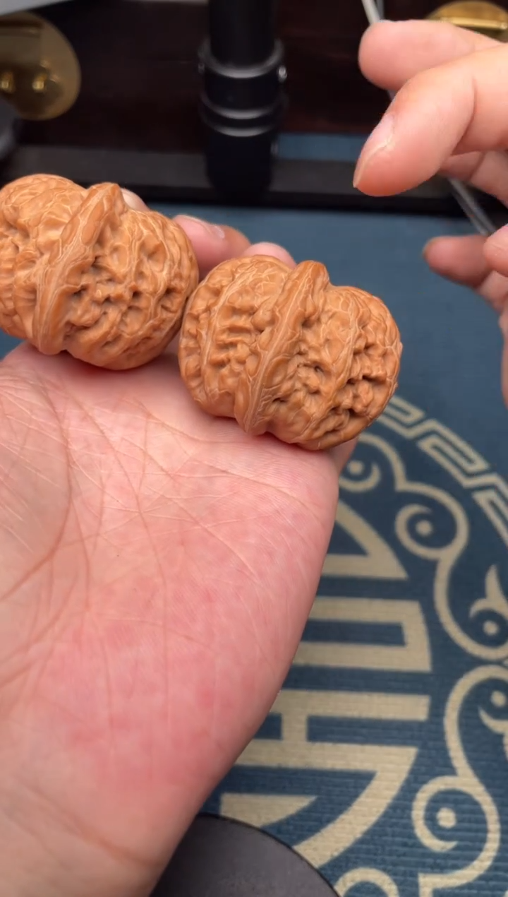 文玩核桃吊坠元宝44