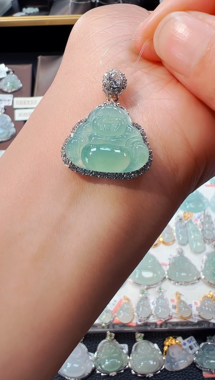 【闪购商品】翡翠吊坠(不含链)银S925镶嵌佛公吊坠