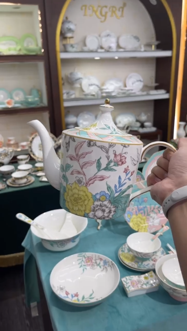 36%以上骨粉骨瓷茶壶