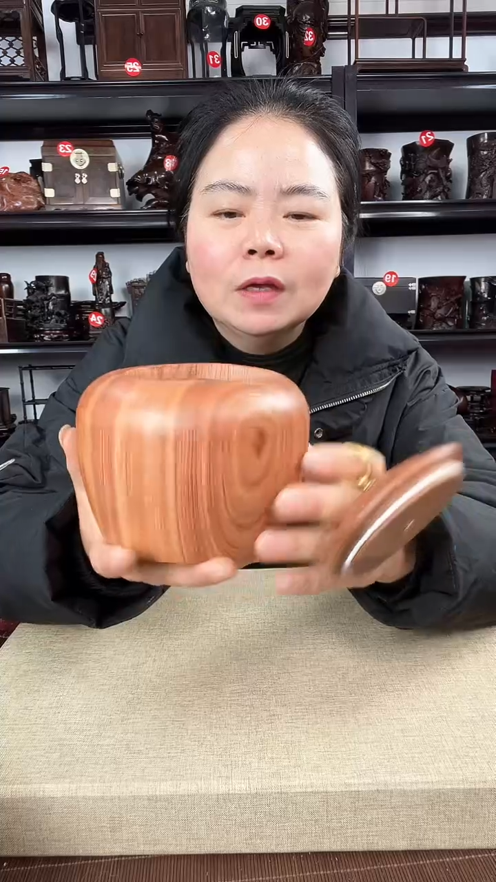 【闪购商品】木785瑕疵老李红木工艺品