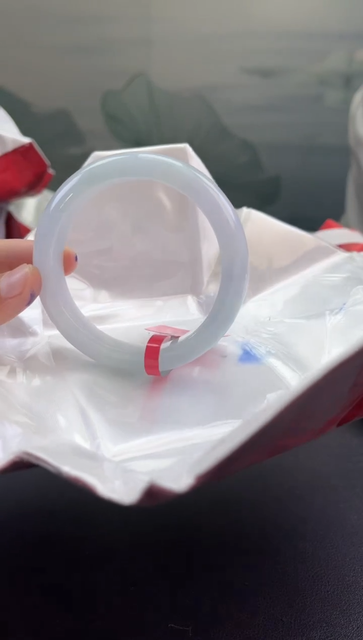 翡翠手镯未镶嵌翡翠手镯9