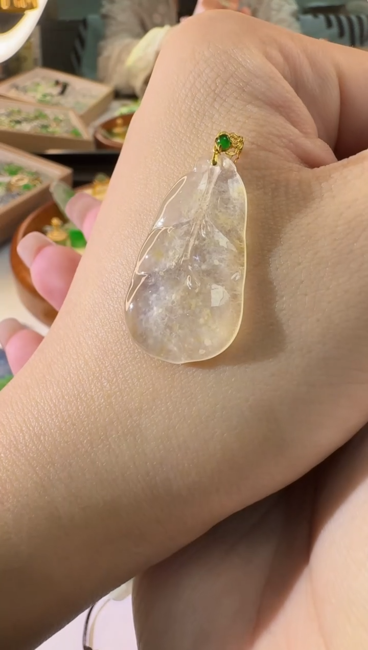 【闪购商品】翡翠18K金镶嵌颈饰缅甸翡翠A货吊坠