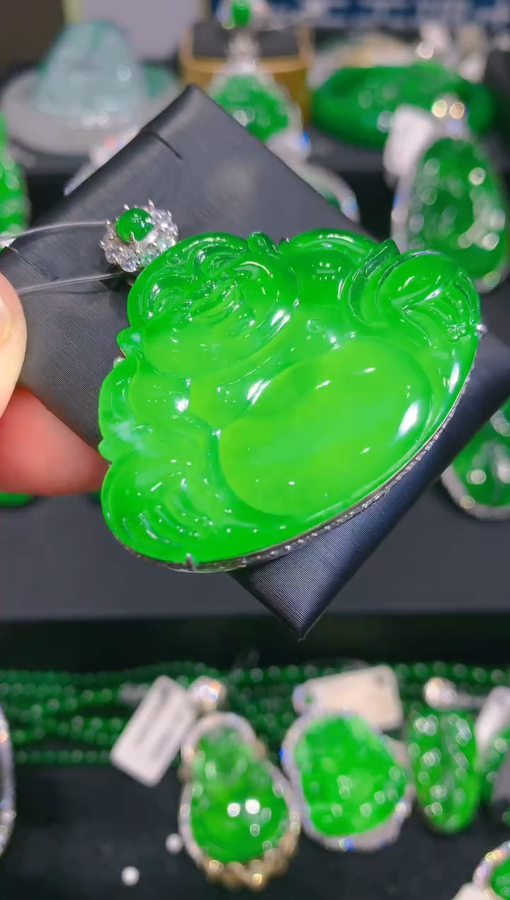 【闪购商品】翡翠颈饰银S925镶嵌49一季