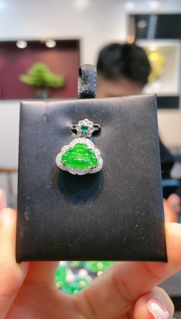 【闪购商品】翡翠颈饰银S925镶嵌A3天然A货翡翠吊坠（不含链）