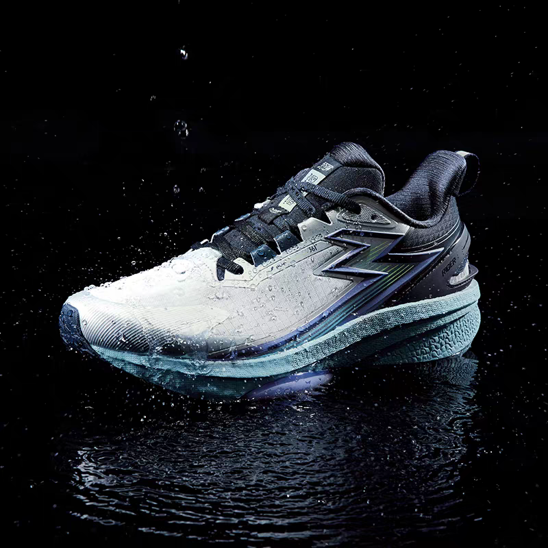 361°雨屏8代男鞋运动鞋冬季保暖防泼水跑鞋防滑耐磨缓震跑步鞋男