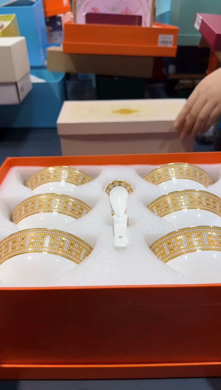 【闪购商品】碗HT38全场正品，京东包邮