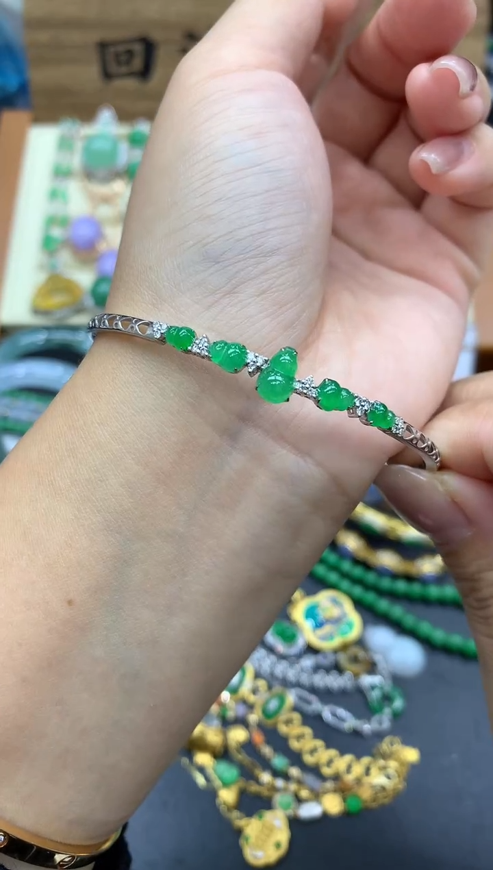 【闪购商品】翡翠手镯18K金镶嵌286-中国好珍宝