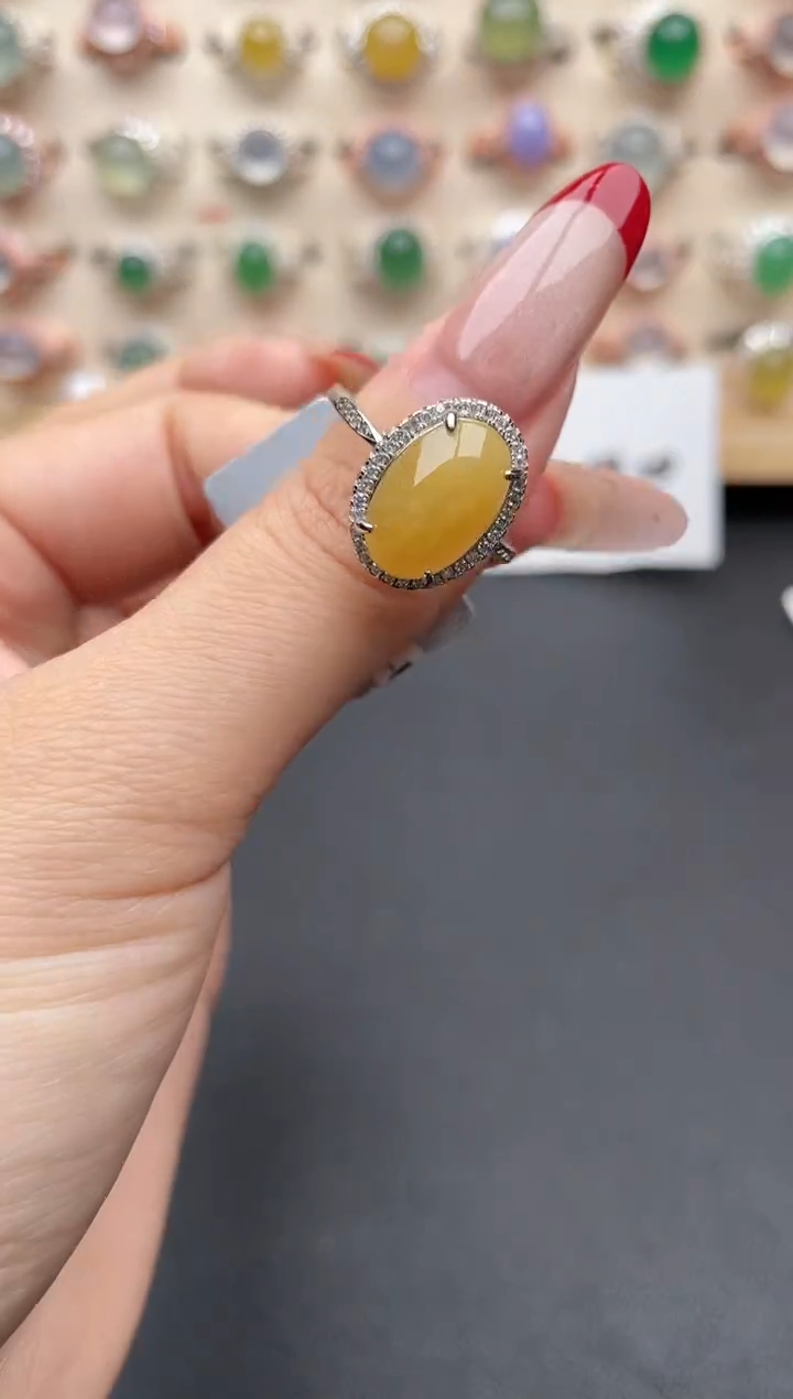 【闪购商品】翡翠戒指银S925镶嵌一物一证一礼盒