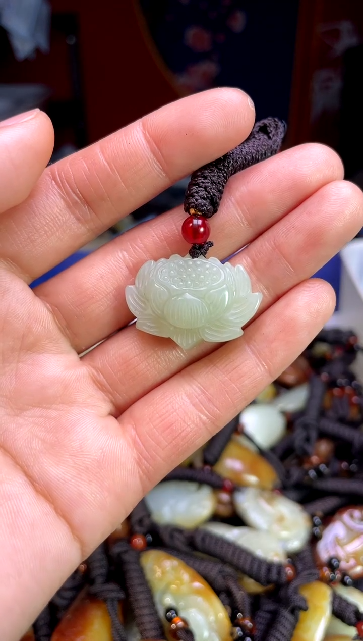 【闪购商品】和田玉颈饰未镶嵌123