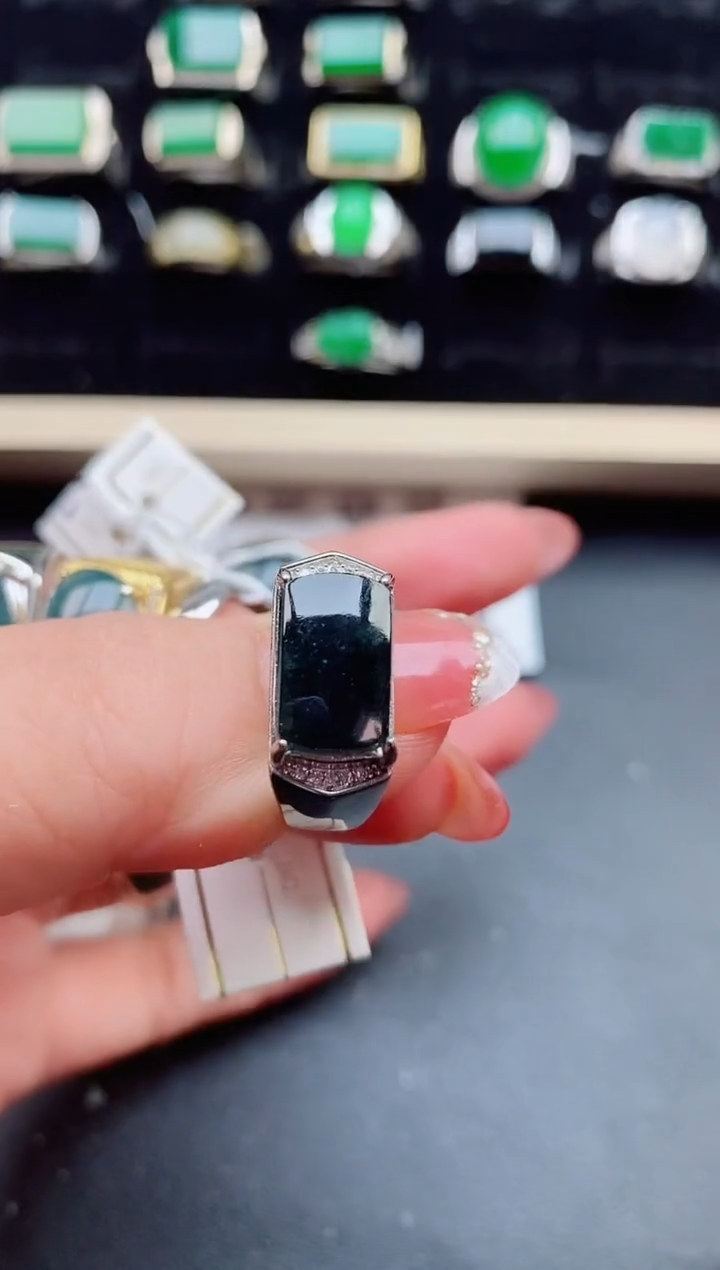 【闪购商品】翡翠戒指银S925镶嵌058500