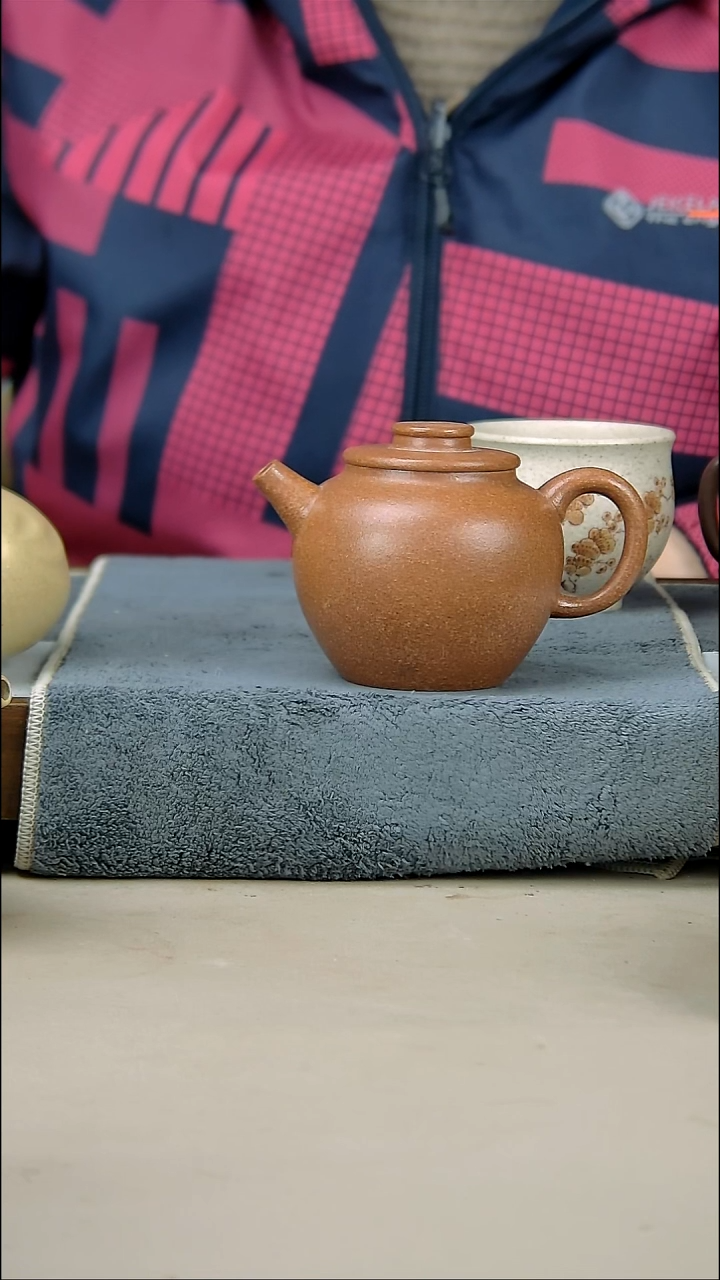 茶壶紫砂钻**恒巨轮红降坡150