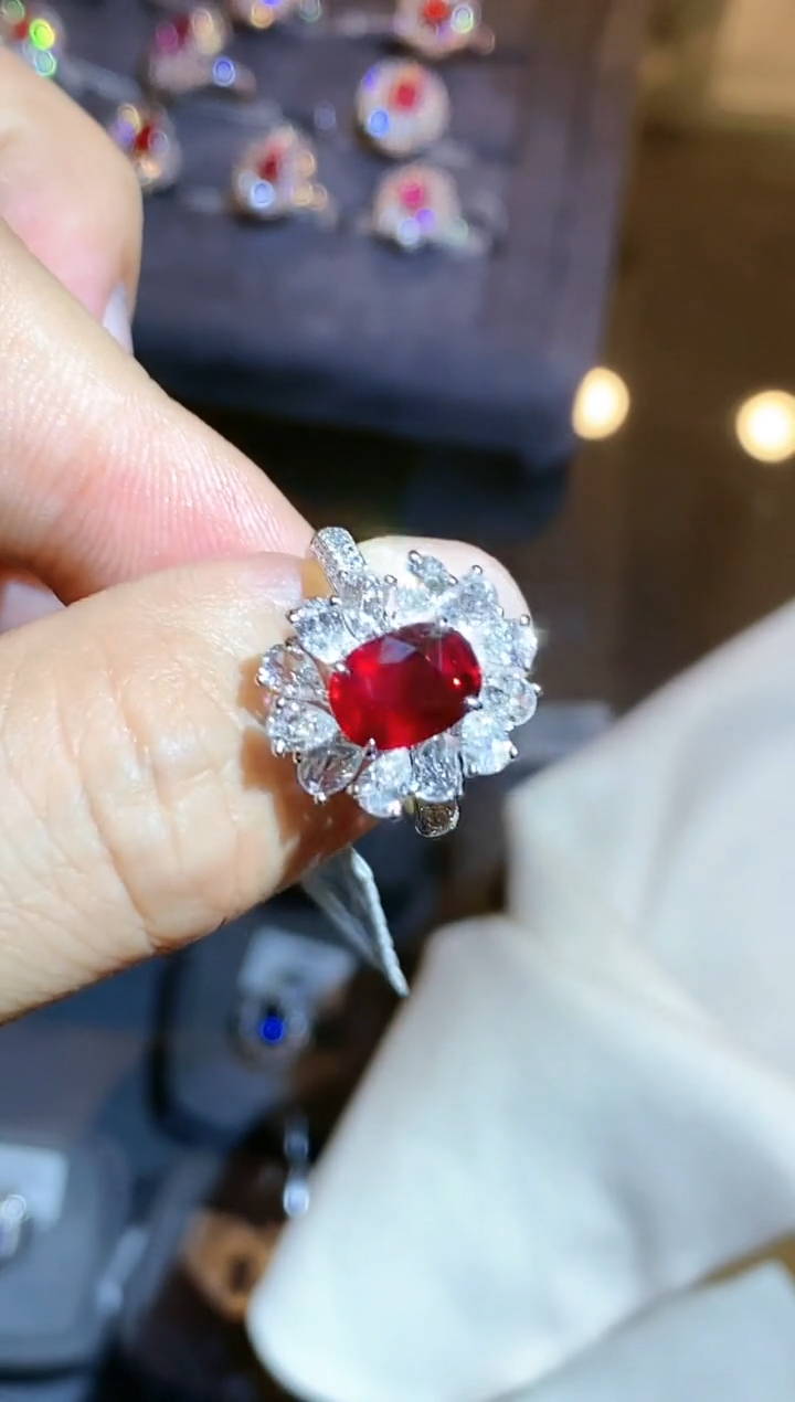 【闪购商品】红宝石戒指18K金镶嵌3.1ct/展会专属价/无烧