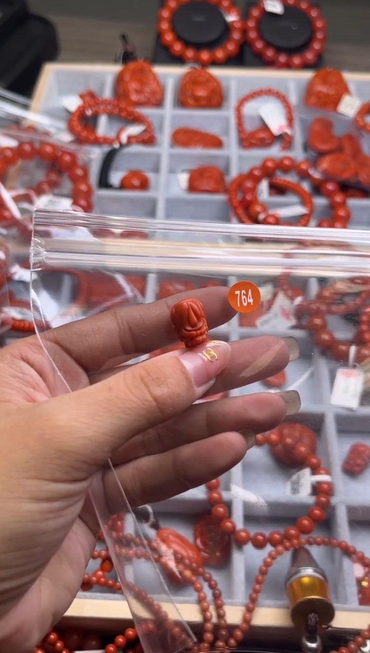 【闪购商品】南红玛瑙珠宝奇石未镶嵌764