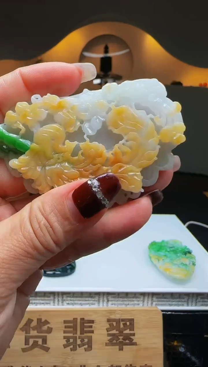 【闪购商品】定制翡翠未镶嵌Q04914翡翠毛货