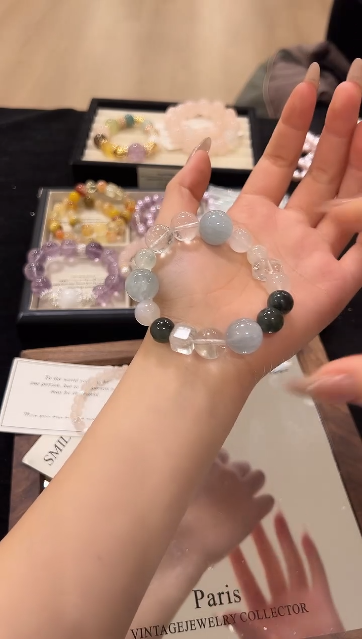 未镶嵌手链水晶多宝设计款手串