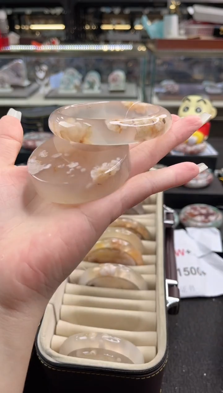 未镶嵌手镯石英质玉61圈口 （赠品镯心）31