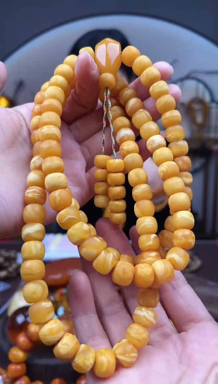 【闪购商品】琥珀裸石未镶嵌首饰 假1赔4 （多样性发货1件