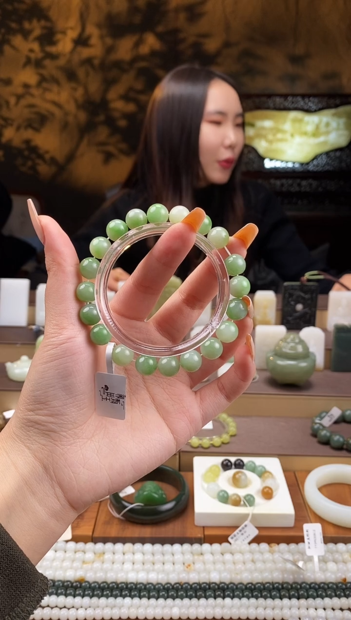未镶嵌手串和田玉翠青 10MM手串