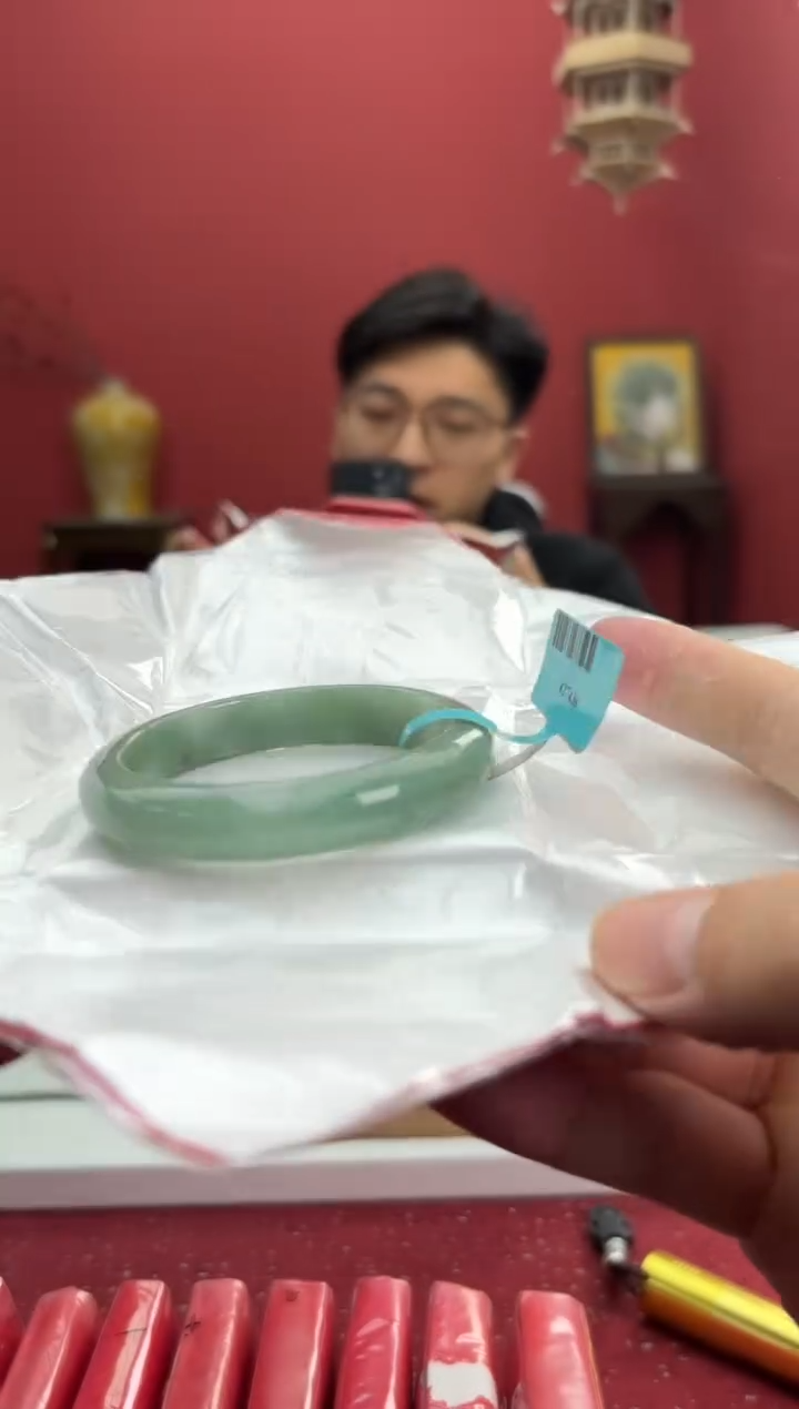 【闪购商品】翡翠手镯未镶嵌25手镯