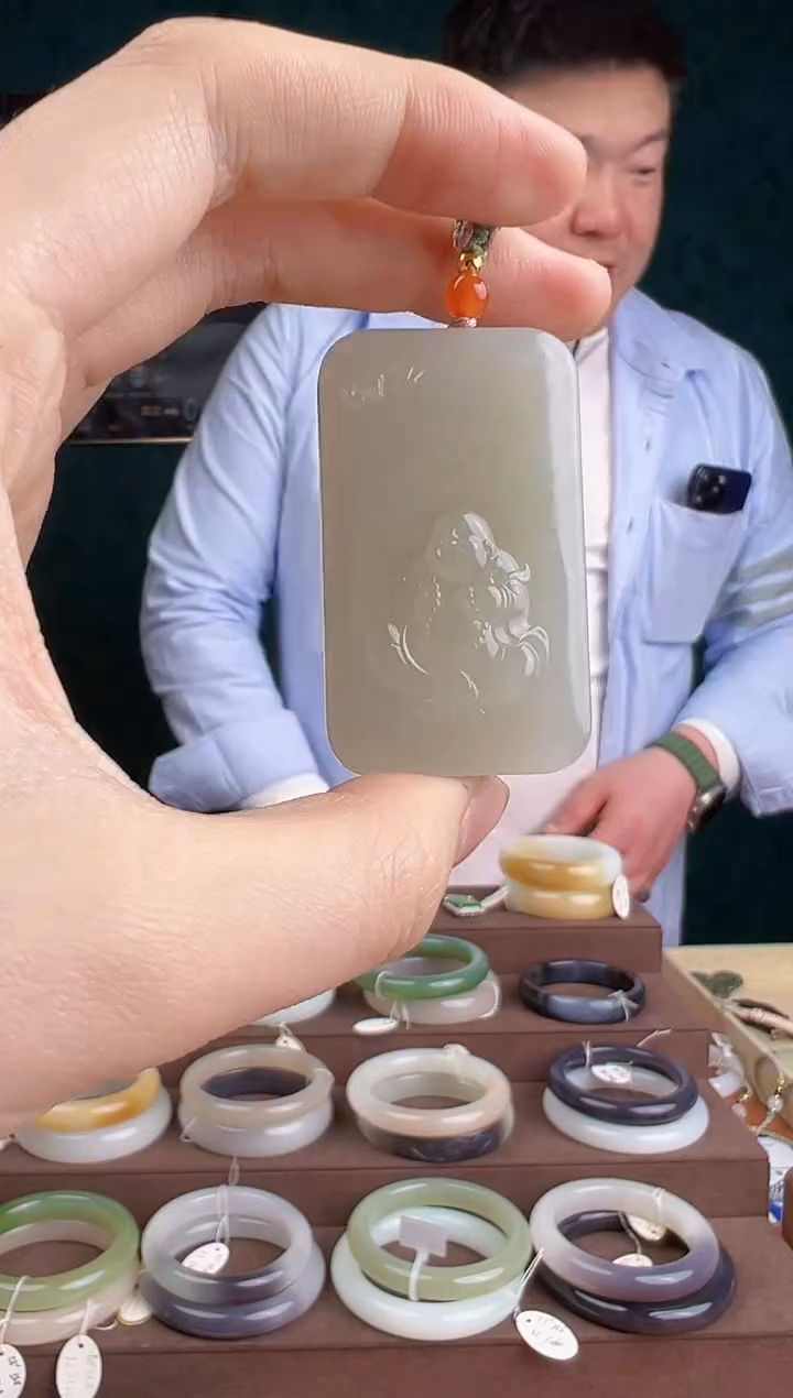 【闪购商品】和田玉颈饰未镶嵌多样性发货 拍一单发一个