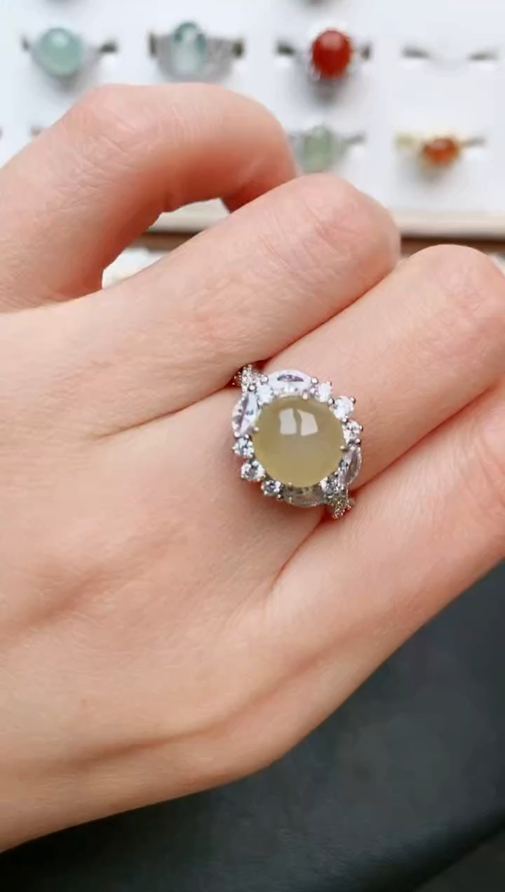 【闪购商品】翡翠戒指银S925镶嵌.....