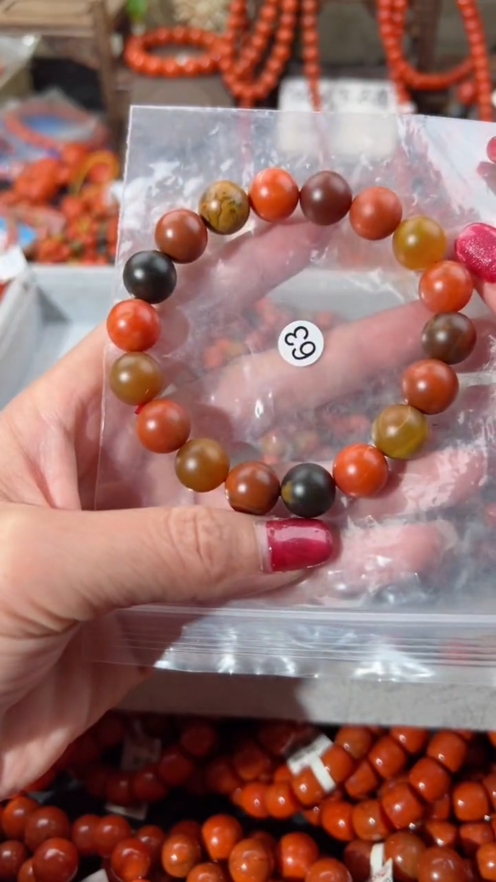 【闪购商品】南红玛瑙手串未镶嵌11+