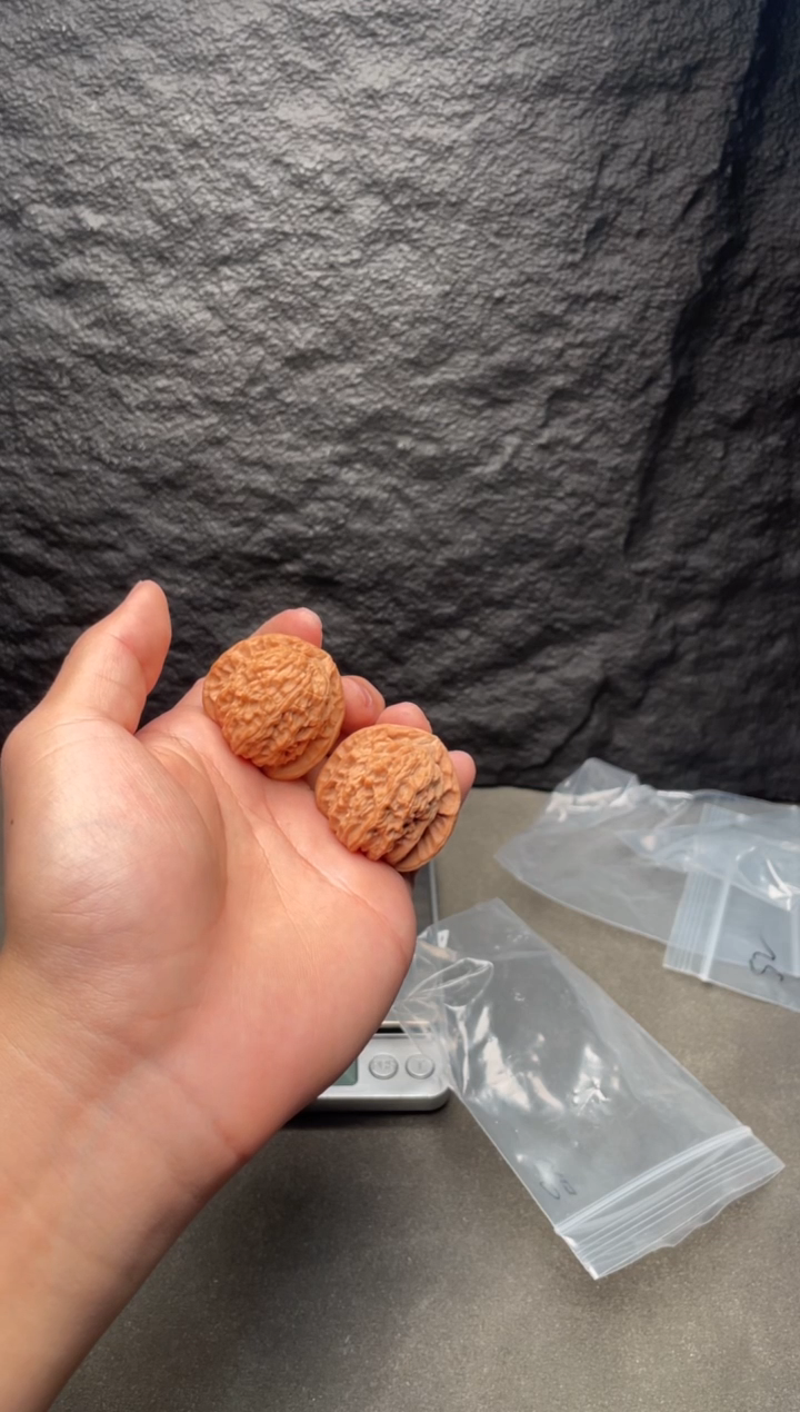 吊坠文玩核桃122532三角白