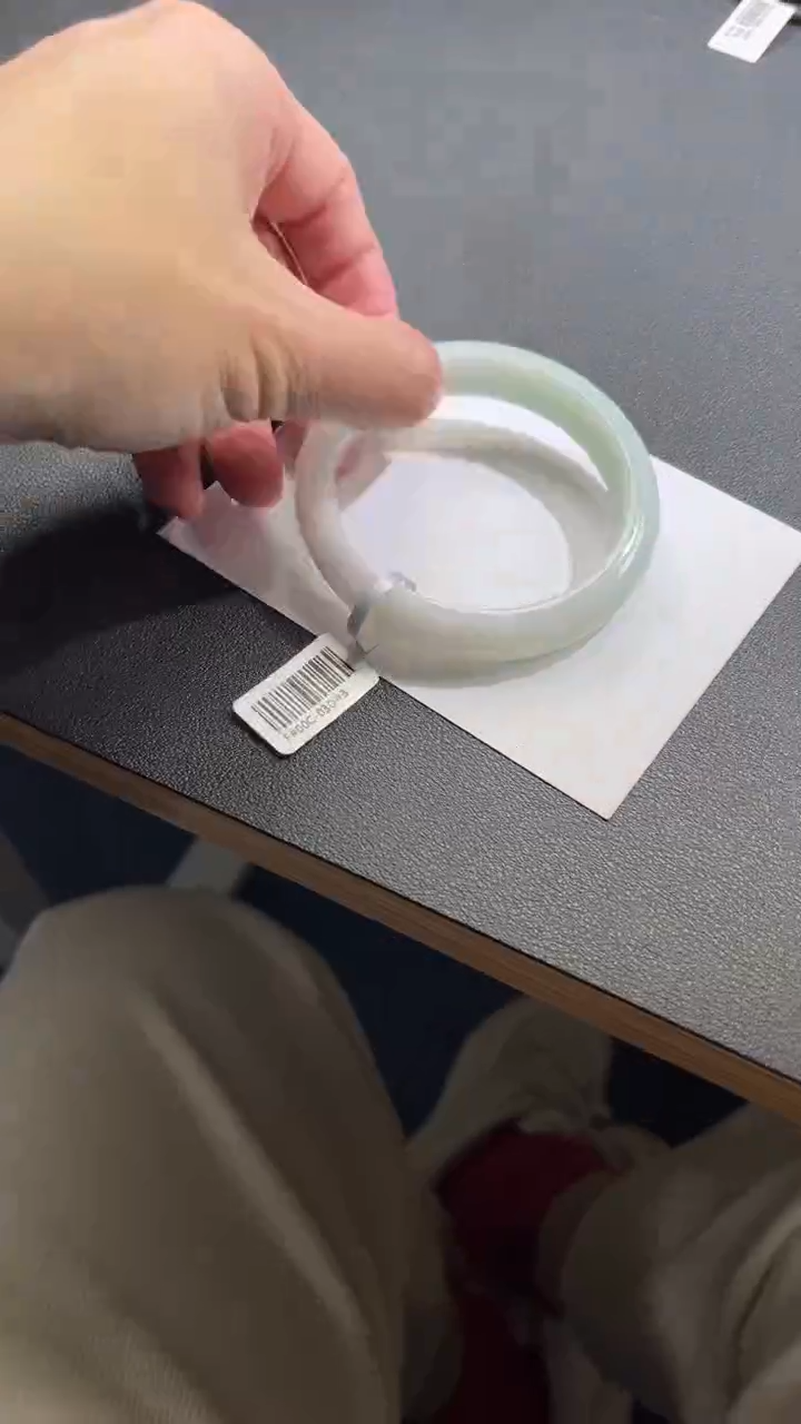 【闪购商品】翡翠手镯未镶嵌正圈