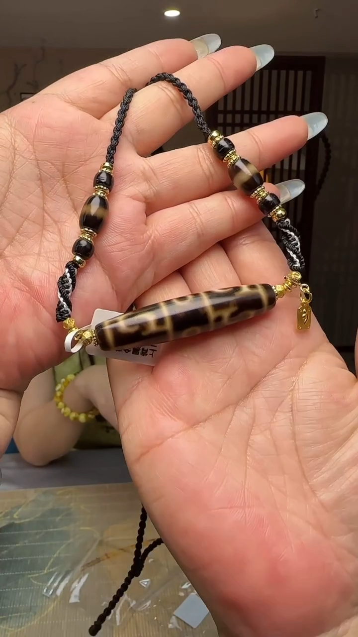 甄选好物孤品上肯莲师三