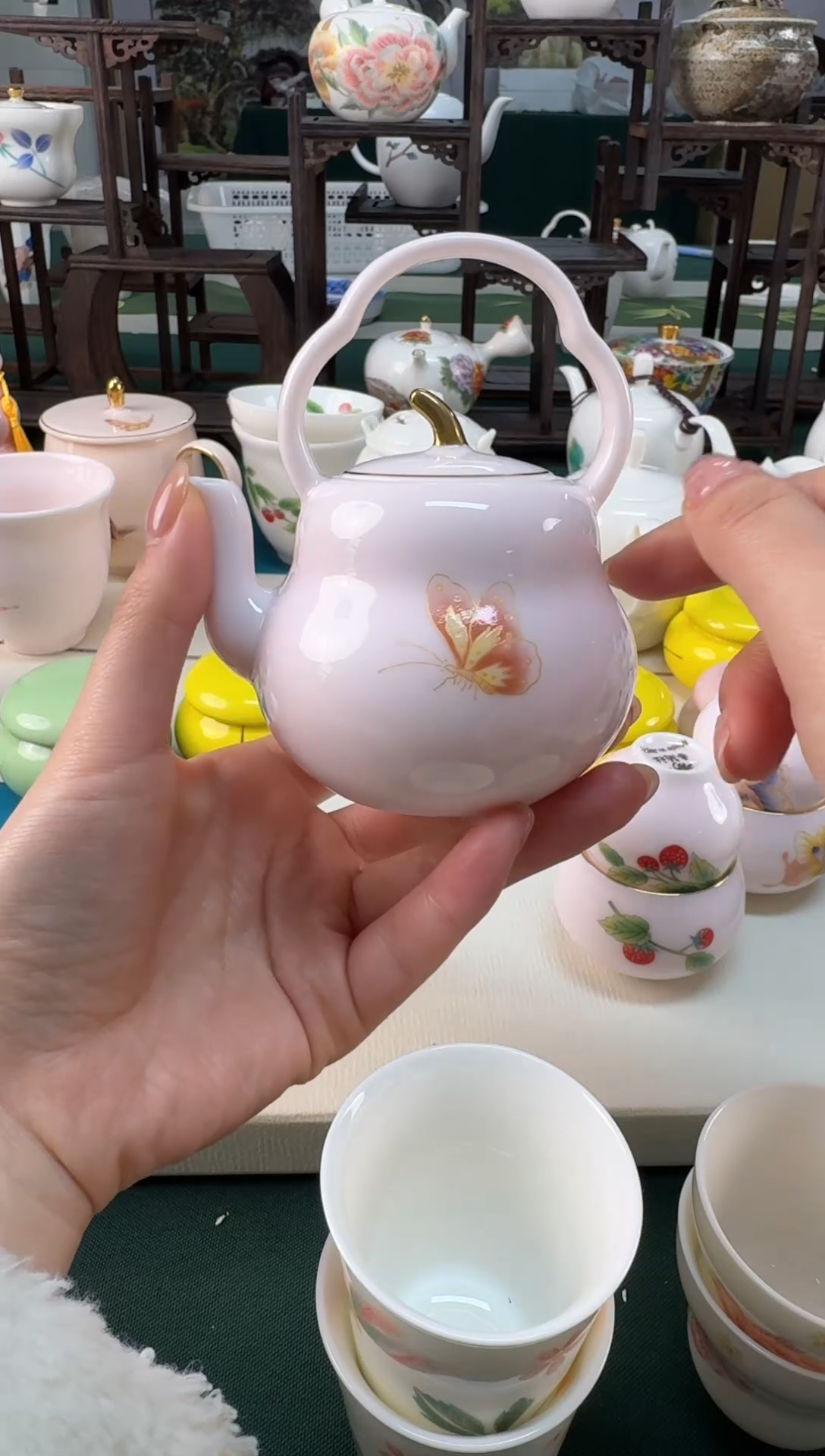 【闪购商品】瓷器 ······.......