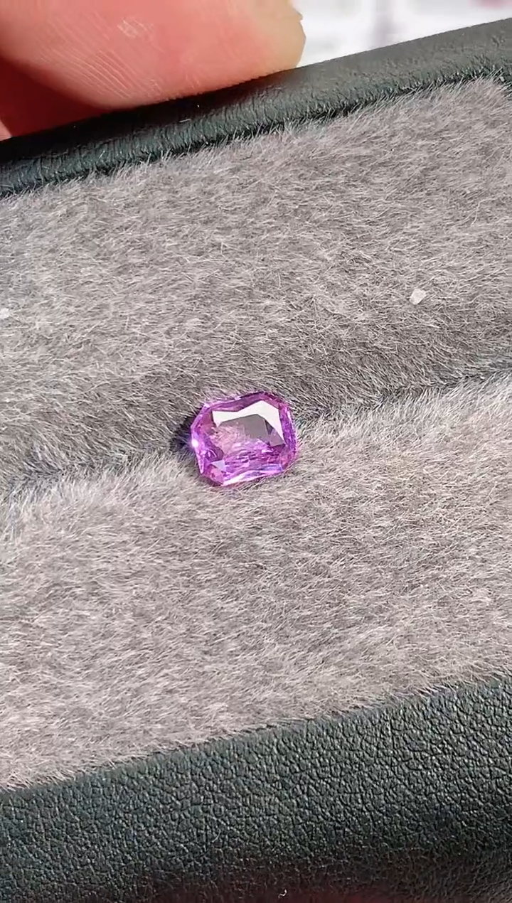 蓝宝石裸石未镶嵌1.06-1500天然无烧蓝宝石