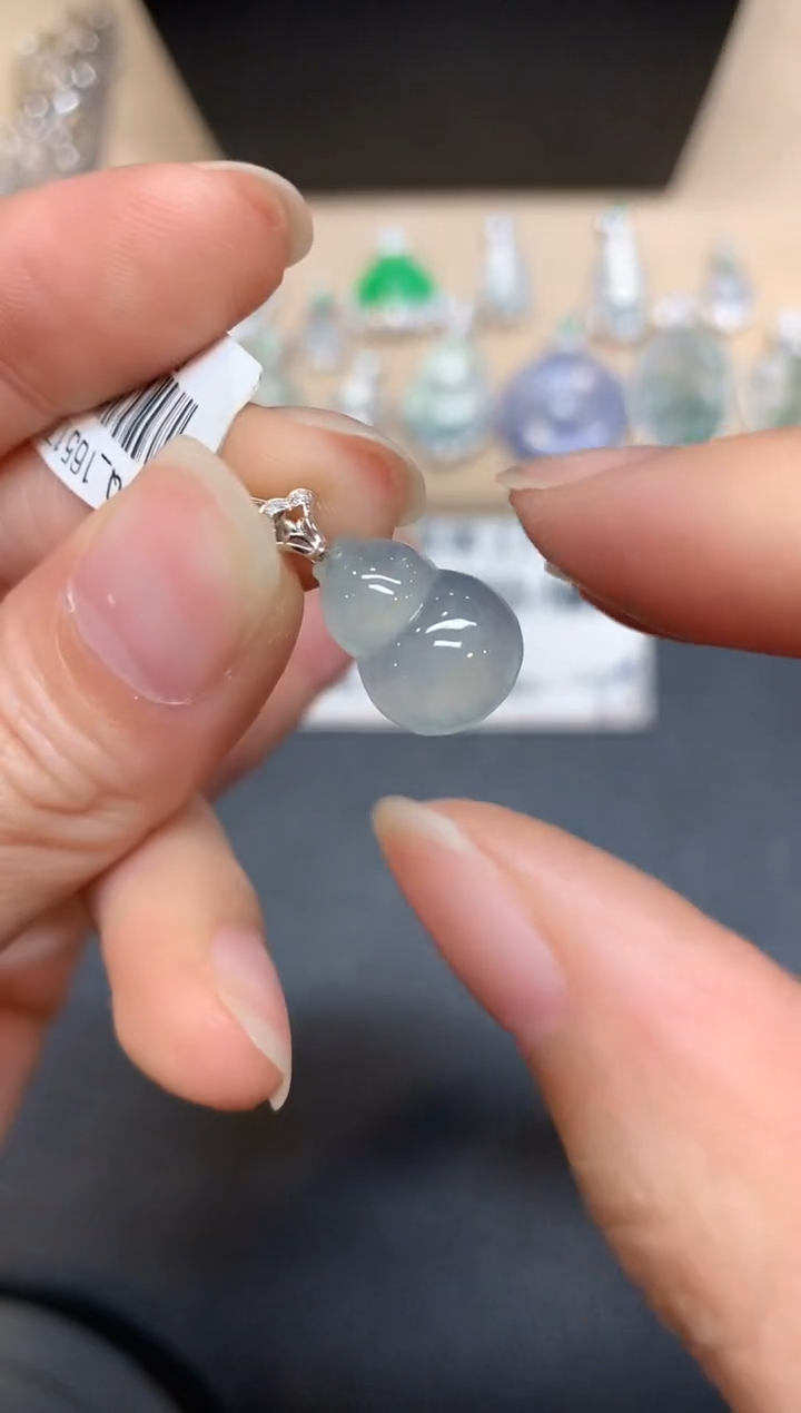 【闪购商品】翡翠颈饰18K金镶嵌无服务费