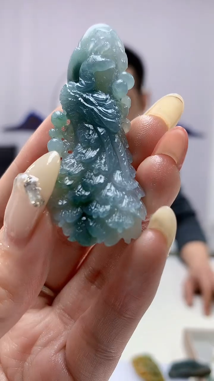 【闪购商品】定制翡翠未镶嵌3916DD-毛货挂件80