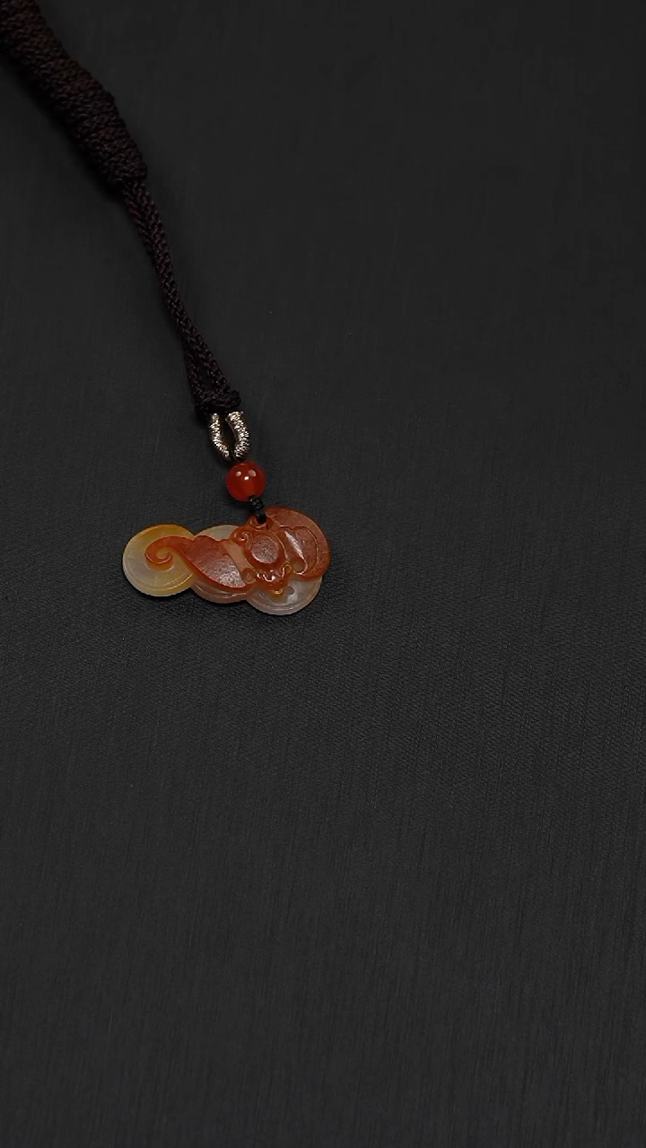 和田玉未镶嵌颈饰0