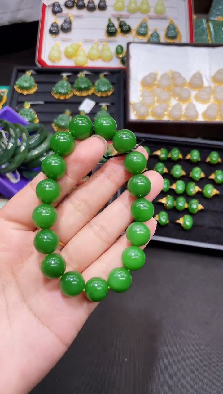手串未镶嵌和田玉12MM多样性发一