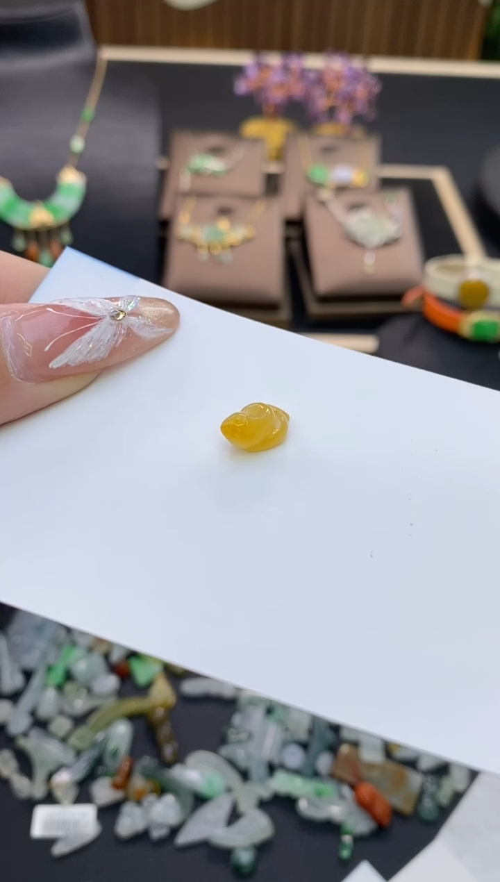 【闪购商品】翡翠颈饰未镶嵌净货16246