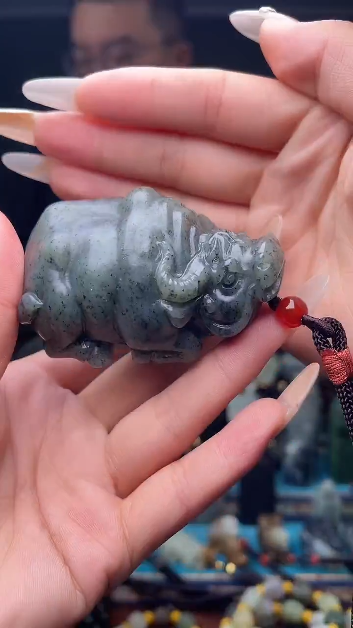 未镶嵌和田玉挂件1