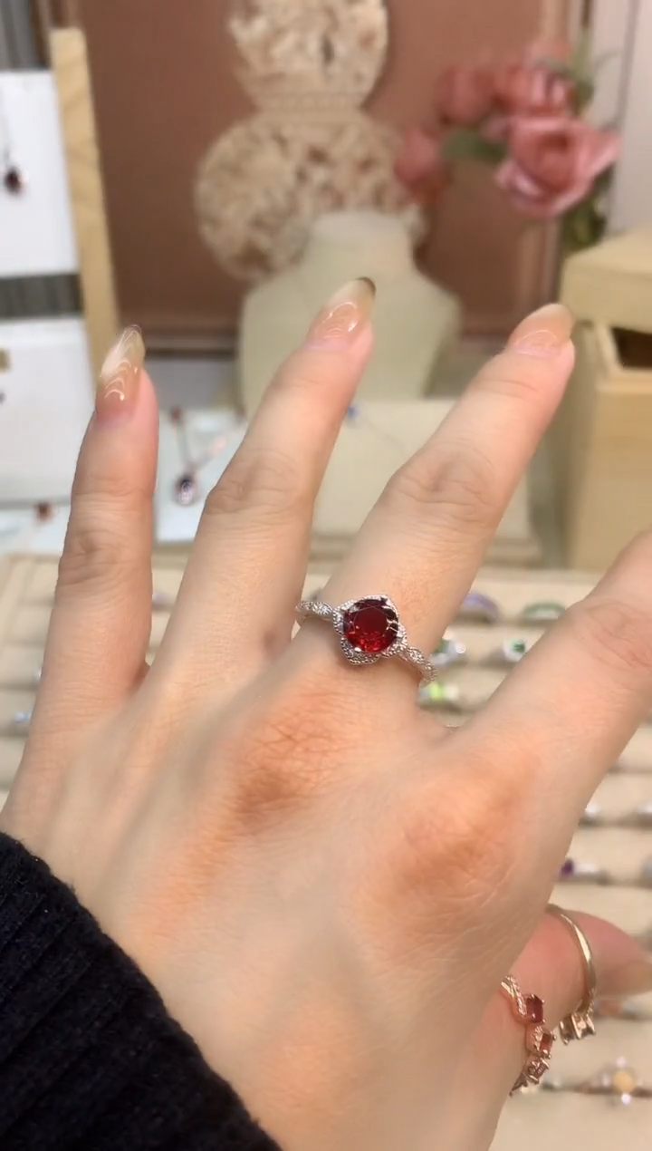 银S925镶嵌戒指石榴石石榴石
