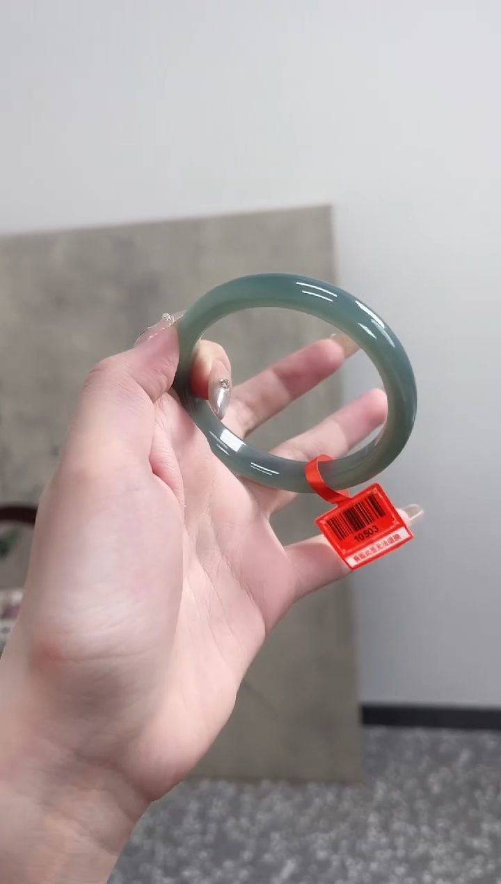 【闪购商品】玛瑙/玉髓手镯未镶嵌58圈需要包容