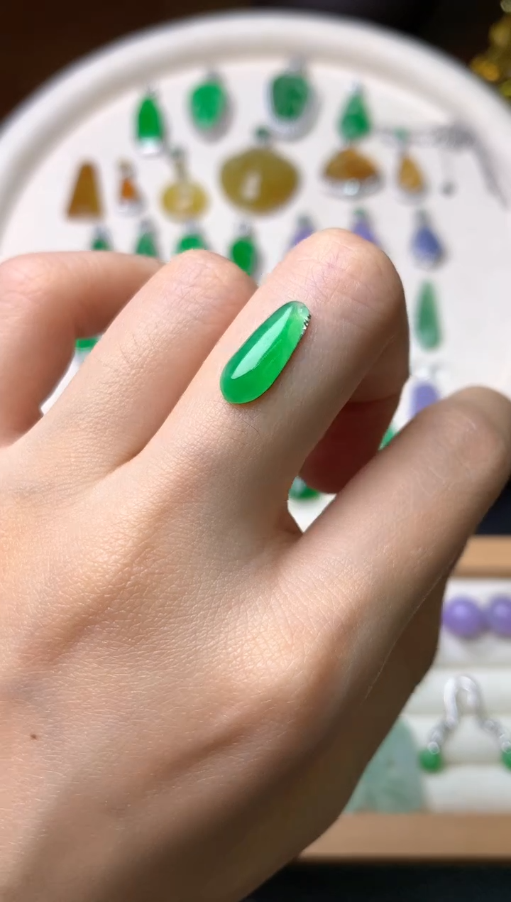 【闪购商品】定制翡翠未镶嵌裸石（镶嵌定制）