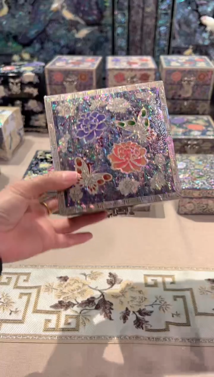 白边·弘贝雅螺钿漆器文化馆