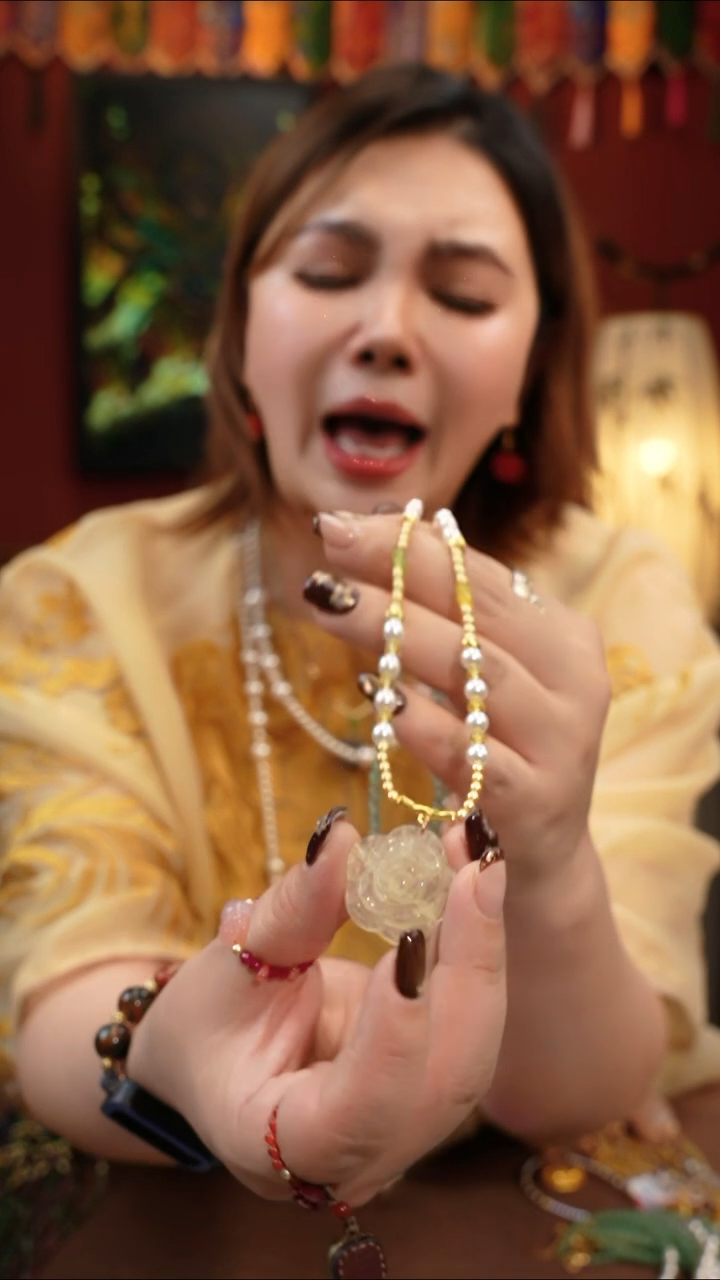 非金属珐琅黄水玫瑰项链