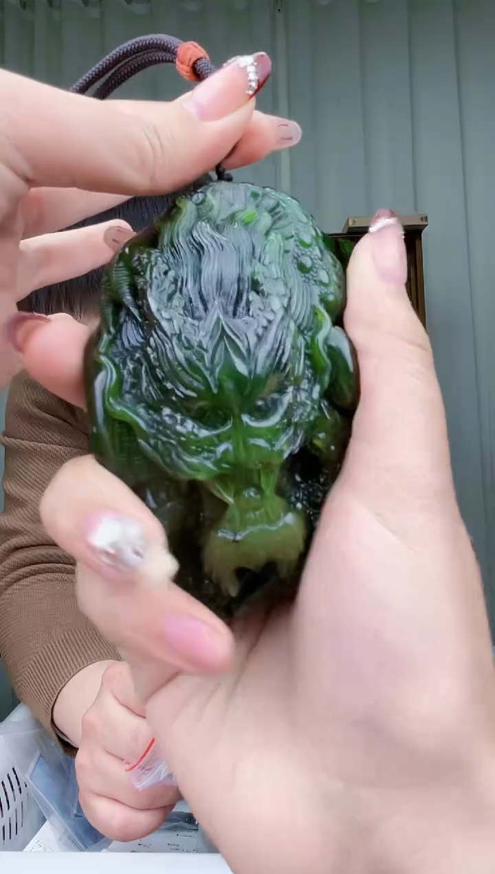 【闪购商品】和田玉挂件未镶嵌拍一发一，多样性发货