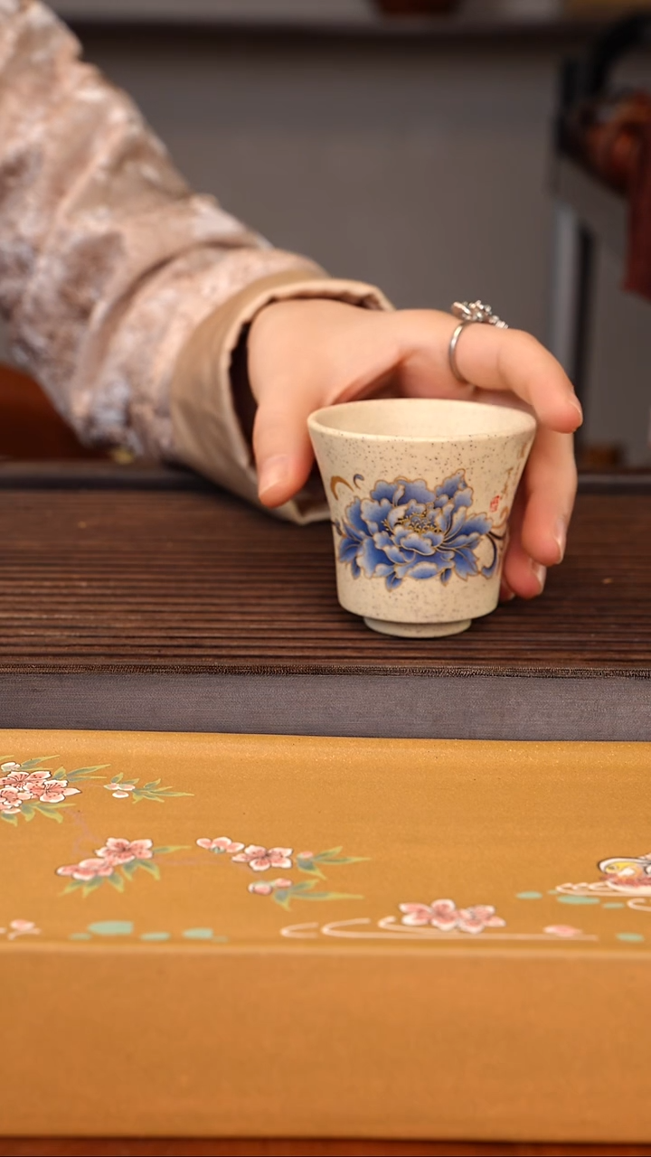 茶壶紫砂白段泥牡丹杯