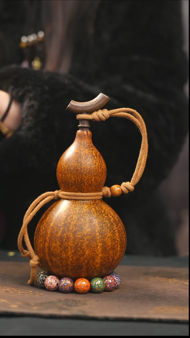 【闪购商品】XK329大漆酒葫芦不包手串及旋转底座