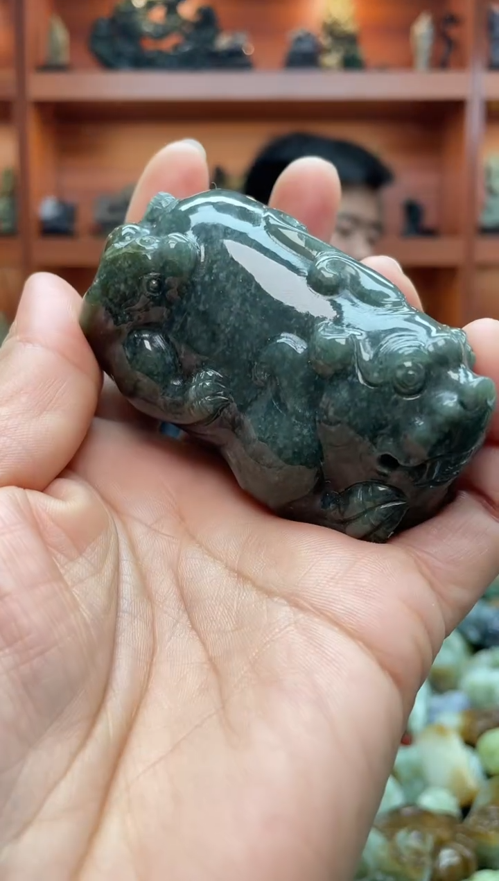 未镶嵌和田玉把件1