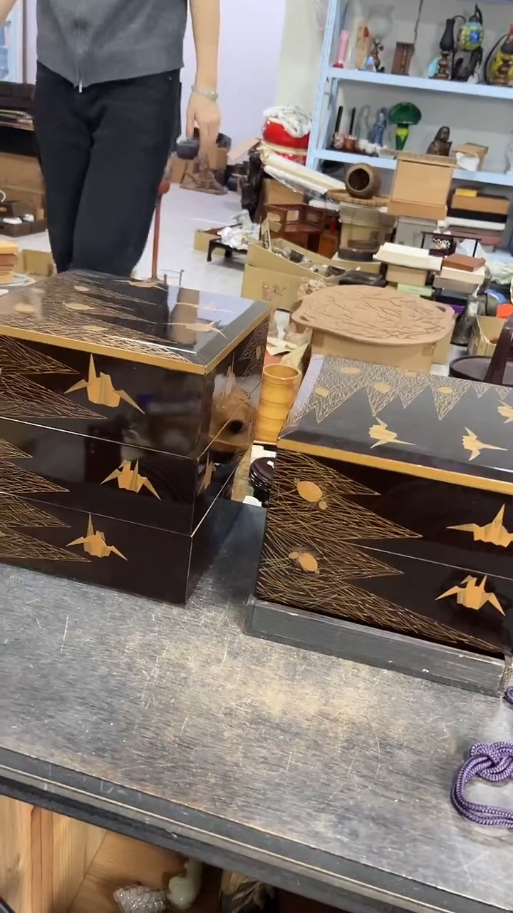 小甜甜开播了什么都有