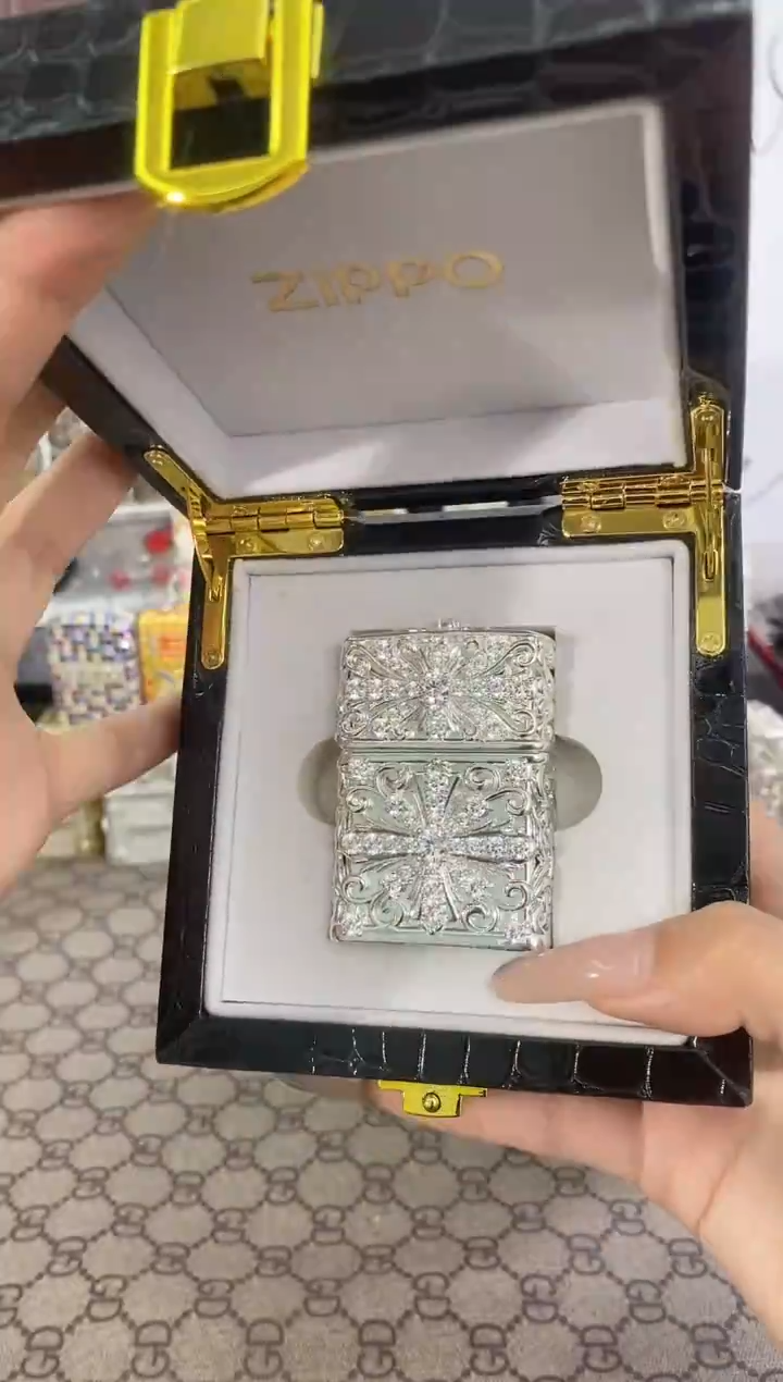 镜面满钻克罗心（新疆专拍）zippo