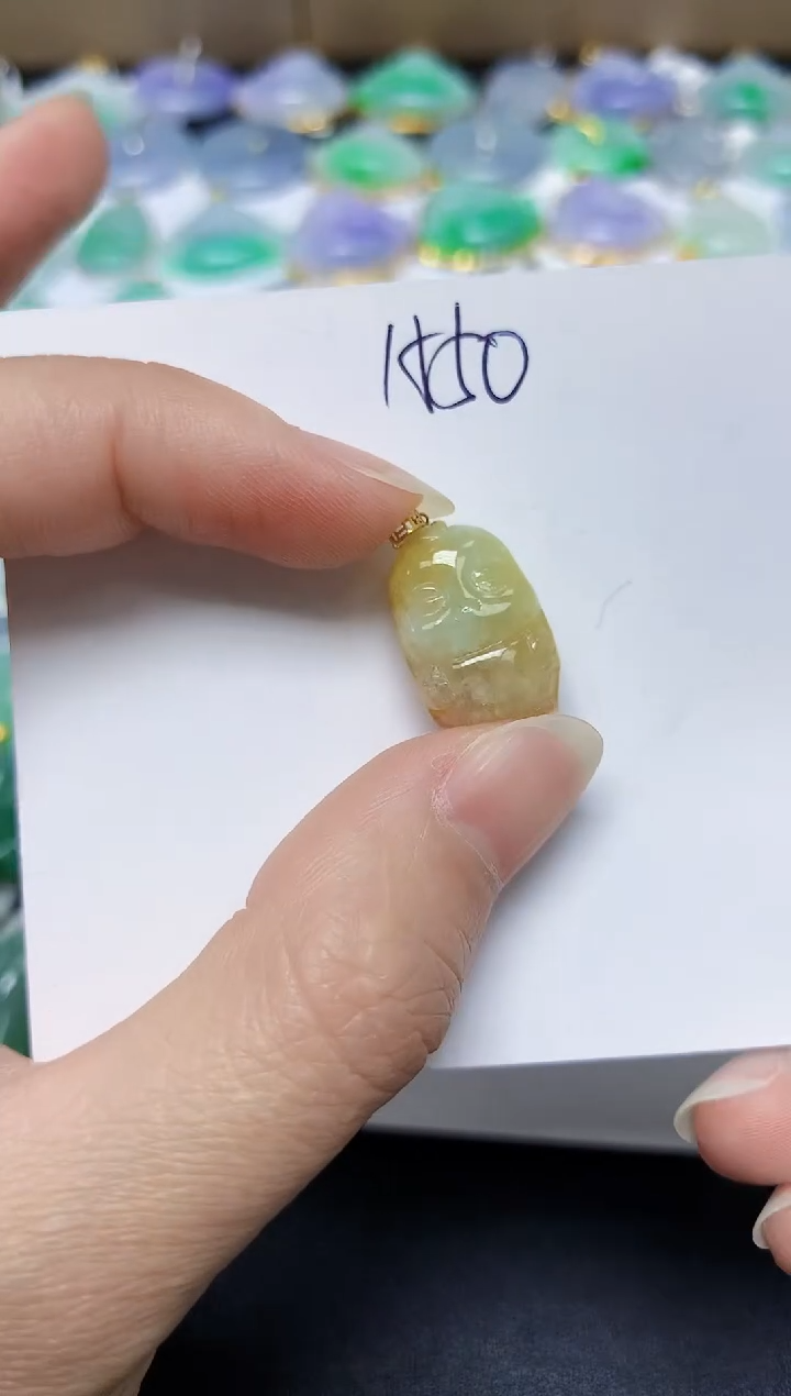 翡翠未镶嵌颈饰 天然缅甸翡翠A货