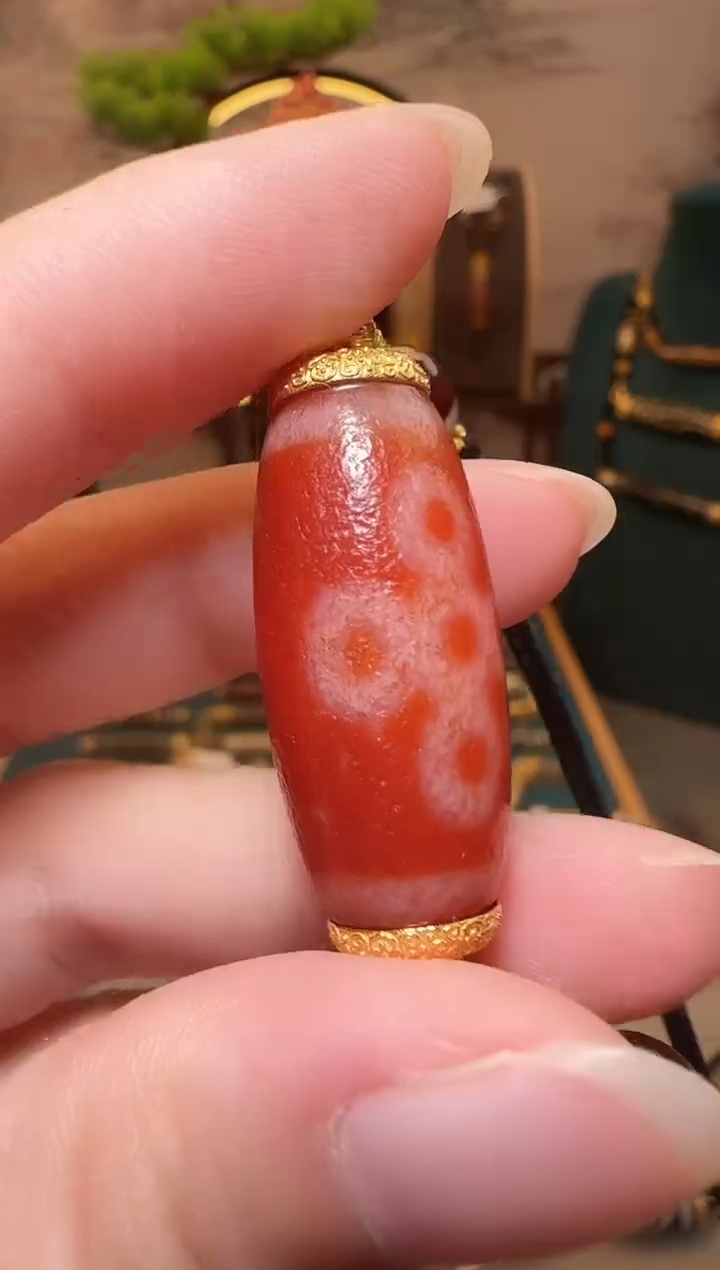 【闪购商品】玛瑙吊坠18K金镶嵌吊坠